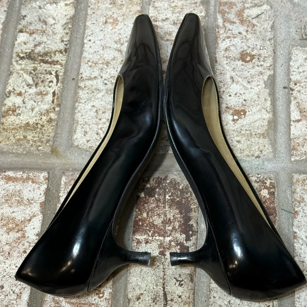 Coach Black Patent Leather Kitten Heels Pointed Toe Size 8 Worn Twice Like New - Picture 4 of 9